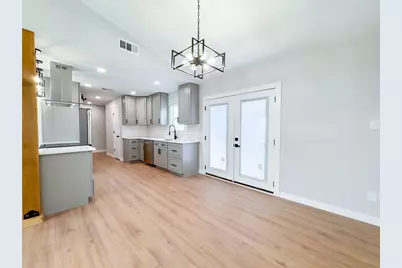 2602 Bennington Court, Grand Prairie, TX 75052 - Photo 7