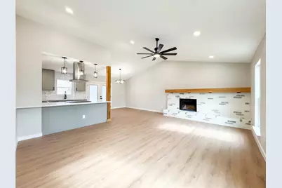 2602 Bennington Court, Grand Prairie, TX 75052 - Photo 3