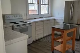 921 W Oak St, Denton, TX 76201 - Photo 9