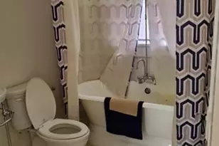 921 W Oak St, Denton, TX 76201 - Photo 11