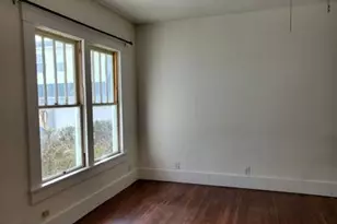 921 W Oak St, Denton, TX 76201 - Photo 13