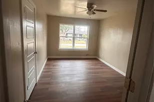 1210 Hall St, McKinney, TX 75069 - Photo 5