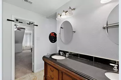 277 Creekwood Drive, Lancaster, TX 75146 - Photo 21