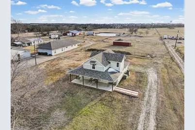 2026 Christian Road, Ennis, TX 75119 - Photo 35