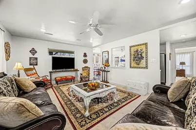 2026 Christian Road, Ennis, TX 75119 - Photo 9