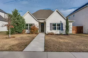 5864 Pollard Dr, Westworth Village, TX 76114 - Photo 1