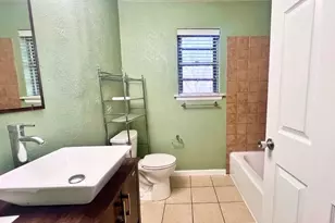 201 Lester St, Burleson, TX 76028 - Photo 7