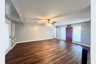 201 Lester Street, Burleson, TX 76028 - Photo 3