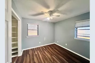 201 Lester Street, Burleson, TX 76028 - Photo 9