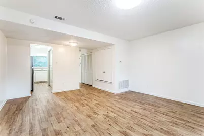 826 Wildwood Lane, Grapevine, TX 76051 - Photo 9