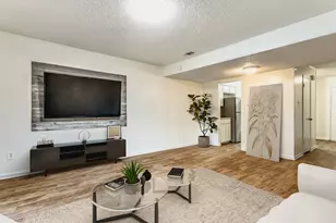 826 Wildwood Ln, Grapevine, TX 76051 - Photo 3