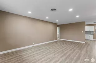 1611 Singleton Ave, Wichita Falls, TX 76302 - Photo 5