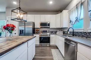 1205 Edgar St, Greenville, TX 75401 - Photo 7