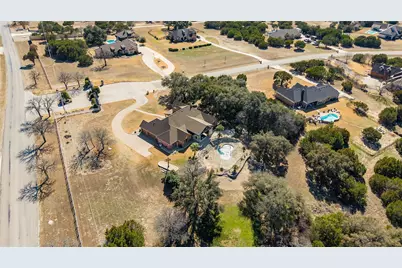 3506 Grand Harbor Court, Granbury, TX 76049 - Photo 39