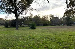 1013 Red Oak St, Azle, TX 76020 - Photo 13