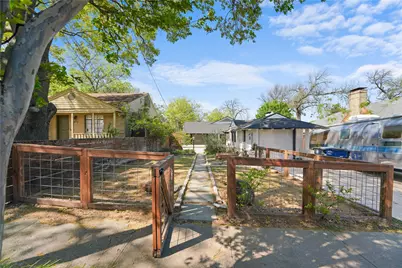 311 N Tennant Street, Dallas, TX 75208 - Photo 23