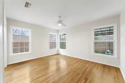 311 N Tennant Street, Dallas, TX 75208 - Photo 19