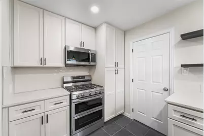 311 N Tennant Street, Dallas, TX 75208 - Photo 9