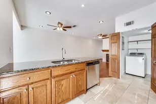 407 Josephine St, Dallas, TX 75246 - Photo 7