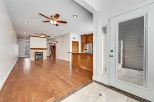 407 Josephine St, Dallas, TX 75246 - Photo 9