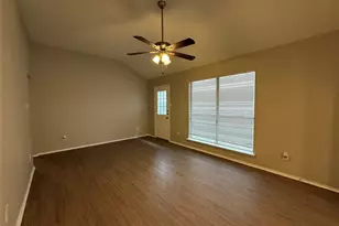 9636 Stonewood Dr, Dallas, TX 75227 - Photo 11