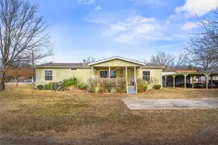 89 Park Ln, Gainesville, TX 76240 - Photo 5