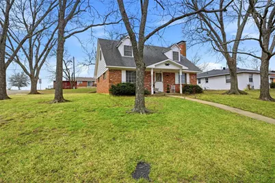 231 Ross Avenue, Denison, TX 75020 - Photo 3