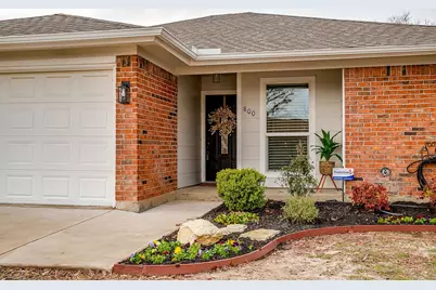 800 Crestview Drive, Burleson, TX 76028 - Photo 3