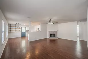 712 Grant St, Burleson, TX 76028 - Photo 3