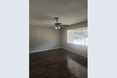 532 S Judd Street, White Settlement, TX 76108 - Photo 3