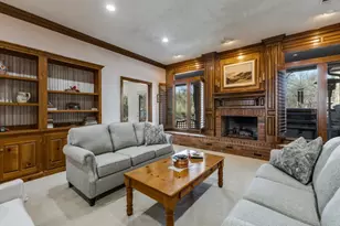 9915 Wood Forest Dr, Dallas, TX 75243 - Photo 9