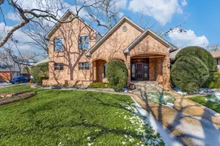 9915 Wood Forest Dr, Dallas, TX 75243 - Photo 3