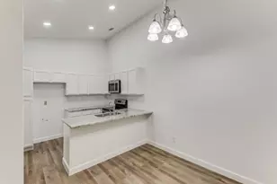 4206 Spring Meadow Ln, Flower Mound, TX 75028 - Photo 3