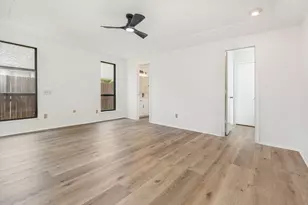 13426 Whispering Hills Dr, Dallas, TX 75243 - Photo 17