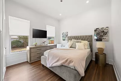 732 Haines Avenue, Dallas, TX 75208 - Photo 25