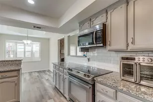 2721 Edinboro, Arlington, TX 76012 - Photo 9