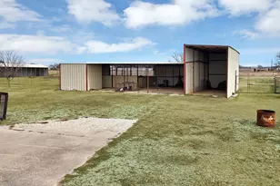 576 Welch School Rd, Collinsville, TX 76233 - Photo 35