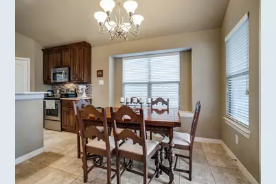 315 Crosscreek Drive, Princeton, TX 75407 - Photo 9