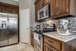 315 Crosscreek Dr, Princeton, TX 75407 - Photo 7