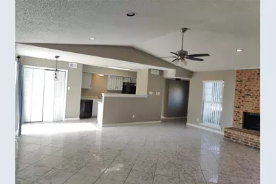 2700 Winding Creek Drive, Carrollton, TX 75007 - Photo 7