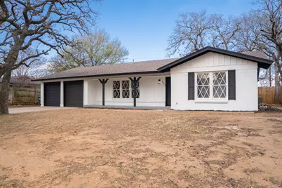 6229 Warrington Place, Fort Worth, TX 76112 - Photo 1