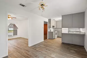 2305 Gilbert Cir, Arlington, TX 76010 - Photo 27