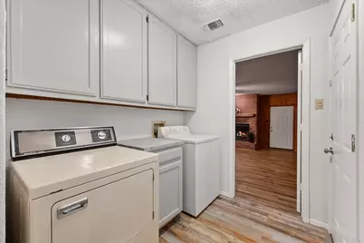 2305 Gilbert Circle, Arlington, TX 76010 - Photo 33