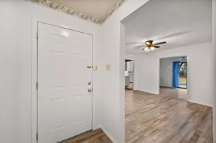 2305 Gilbert Cir, Arlington, TX 76010 - Photo 17