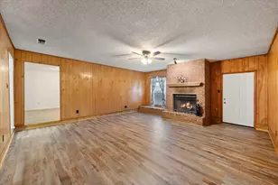 2305 Gilbert Cir, Arlington, TX 76010 - Photo 31