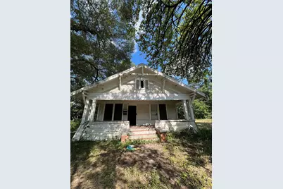 684 5th Street NW, Paris, TX 75460 - Photo 1