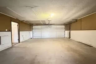 1200 E Franklin St, Hillsboro, TX 76645 - Photo 35