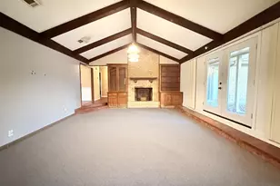 1200 E Franklin St, Hillsboro, TX 76645 - Photo 9