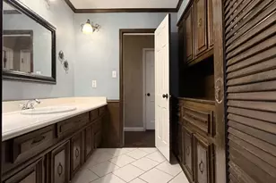 1200 E Franklin St, Hillsboro, TX 76645 - Photo 27