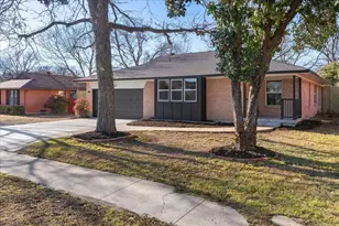 10129 Newcombe Dr, Dallas, TX 75228 - Photo 5